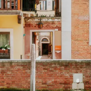 Casa Accademia Венеция